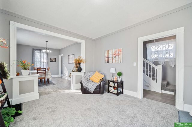 3704 N 19th Street, Omaha, NE 68110