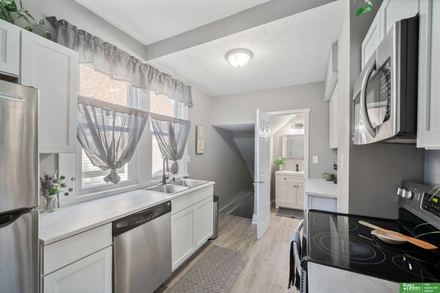 3704 N 19th Street, Omaha, NE 68110