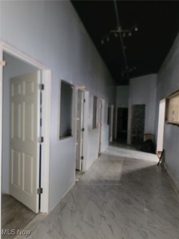 6802 Harvard Avenue, Cleveland, OH 44105