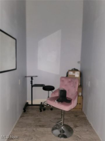 6802 Harvard Avenue, Cleveland, OH 44105