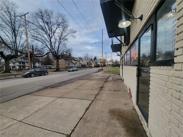 6802 Harvard Avenue, Cleveland, OH 44105