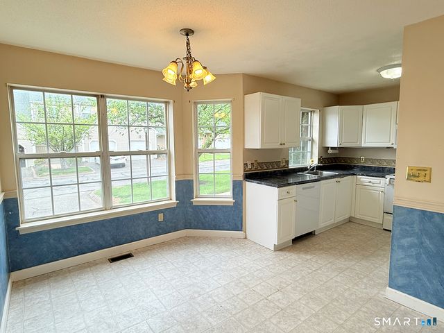 204 Gray Fox Lane 204, Rocky Hill, CT 06067