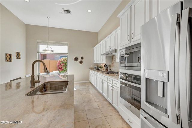 9415 E CAVALRY Drive, Scottsdale, AZ 85262