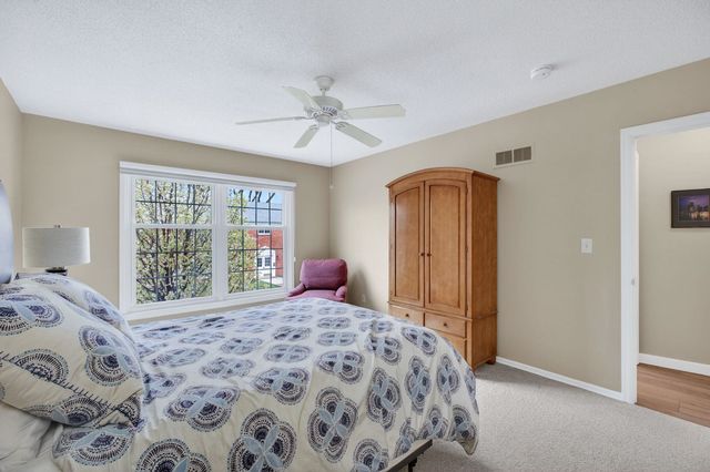 3215 E Locust Street A1-3, Davenport, IA 52803