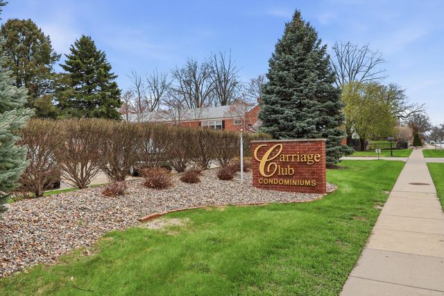 3215 E Locust Street A1-3, Davenport, IA 52803