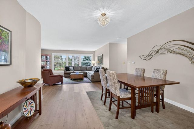 3215 E Locust Street A1-3, Davenport, IA 52803