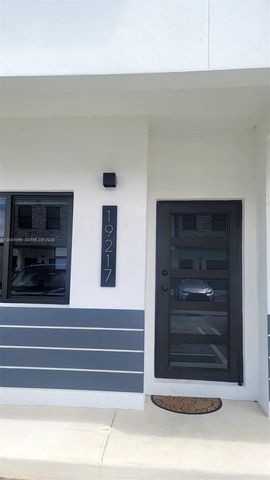 19217 NW 37 Ave, Miami Gardens, FL 33056