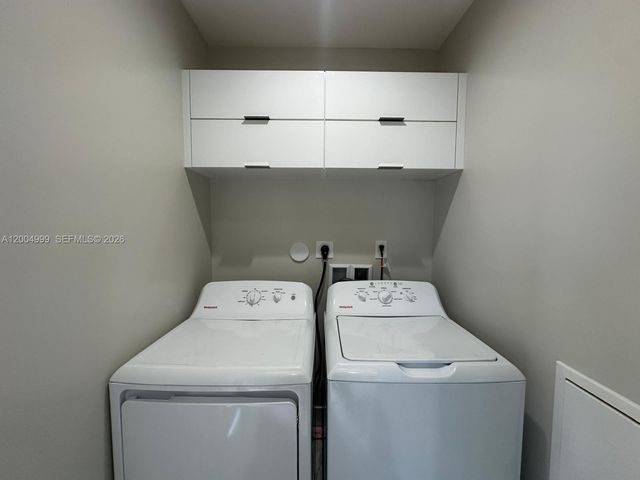 19217 NW 37 Ave, Miami Gardens, FL 33056