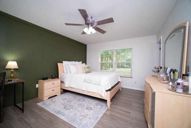 106 Thornhill Drive, Poplar Grove, IL 61065