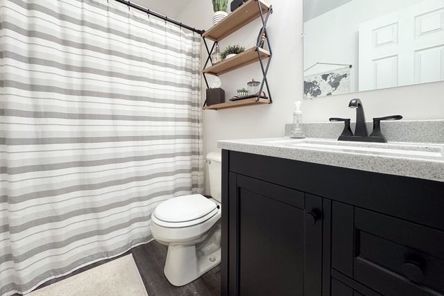 106 Thornhill Drive, Poplar Grove, IL 61065