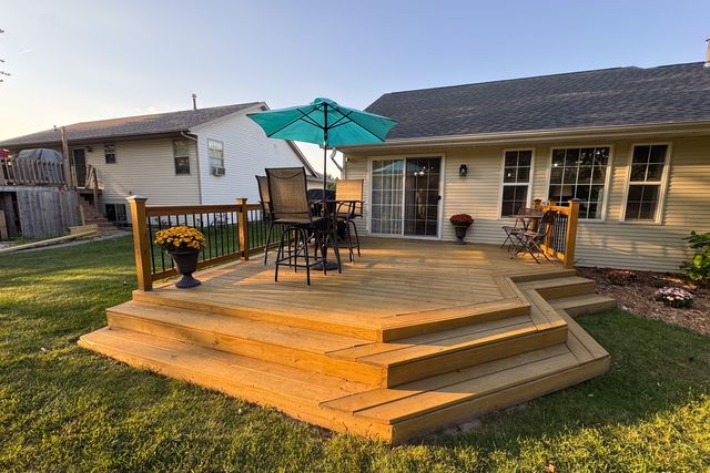 106 Thornhill Drive, Poplar Grove, IL 61065