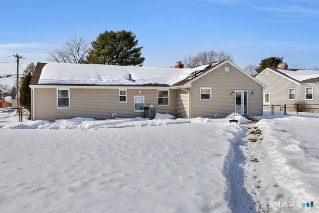 50 Davis Road, East Hartford, CT 06118