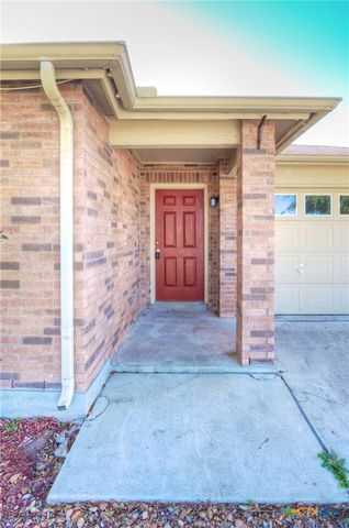 656 Cherokee, New Braunfels, TX 78132