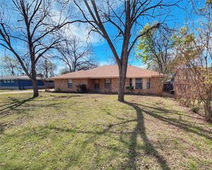 8111 Llano Avenue, Benbrook, TX 76116