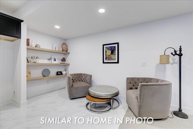 4648 173rd Street, Urbandale, IA 50111