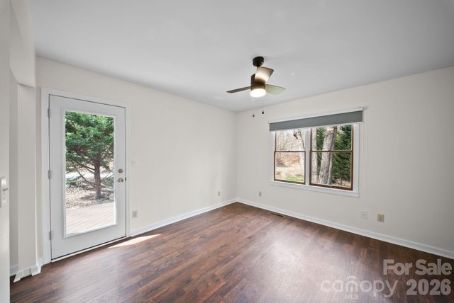 20 Mcdaris Road, Weaverville, NC 28787