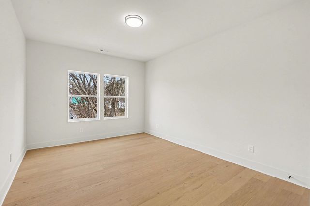 3411 Hydes Ferry Rd, Nashville, TN 37218