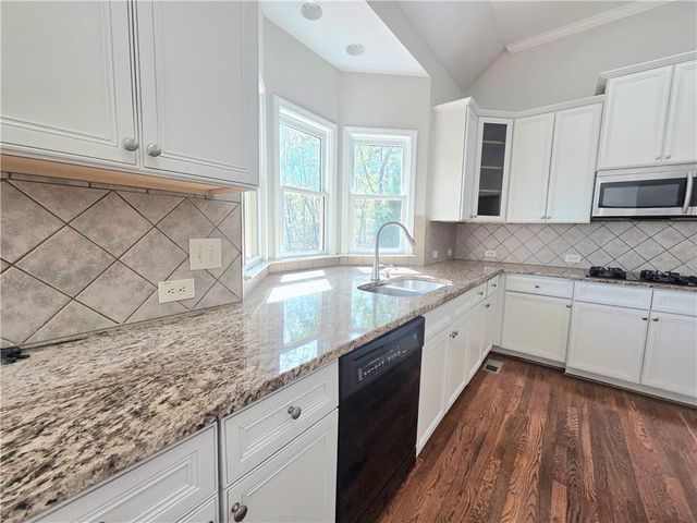 3792 Suwanee Mill Drive, Buford, GA 30518