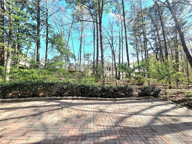 3792 Suwanee Mill Drive, Buford, GA 30518