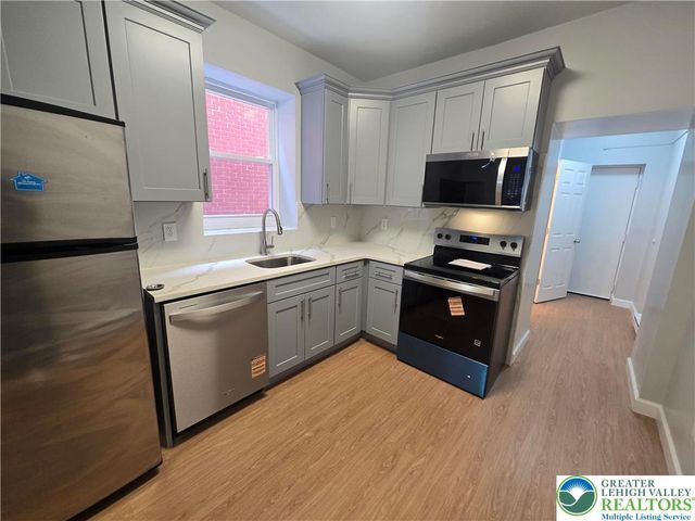 1306 East 4th Street 3, Bethlehem City, PA 18015