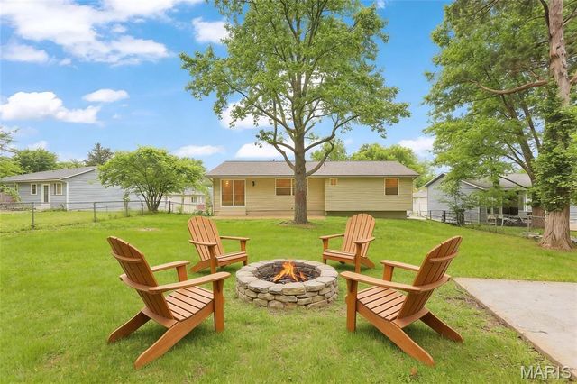 1910 Catlin Drive, Barnhart, MO 63012