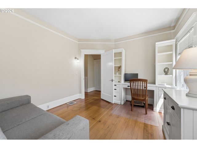 5616 Ne GARFIELD Ave, Portland, OR 97211