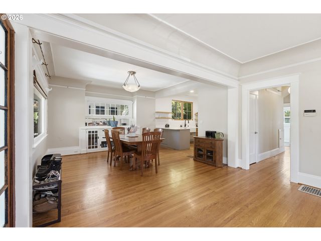 5616 Ne GARFIELD Ave, Portland, OR 97211