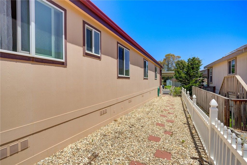 Image 21 of property listing at 765 Mesa View Drive 170, Arroyo Grande, CA 93420
