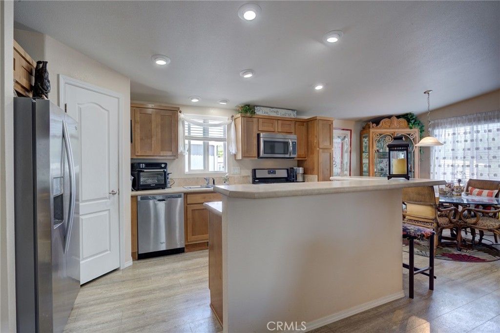 Image 7 of property listing at 765 Mesa View Drive 170, Arroyo Grande, CA 93420