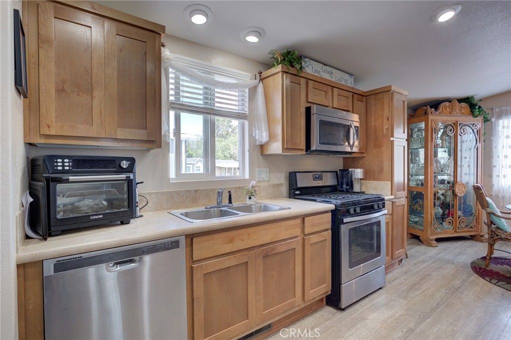 Image 8 of property listing at 765 Mesa View Drive 170, Arroyo Grande, CA 93420
