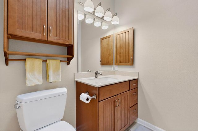 33 Western Trail, Tijeras, NM 87059