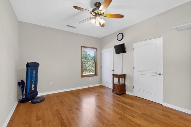 33 Western Trail, Tijeras, NM 87059