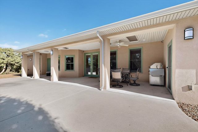 33 Western Trail, Tijeras, NM 87059