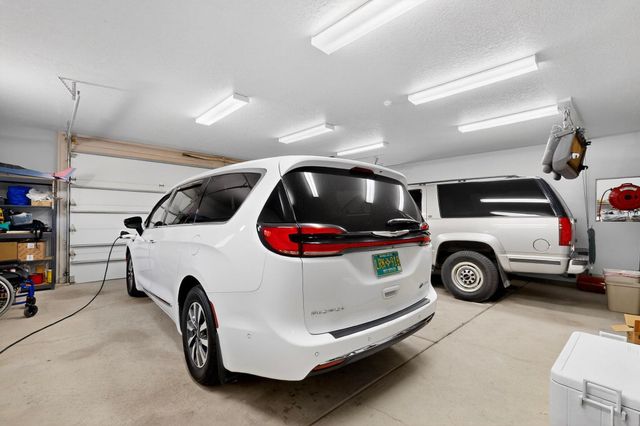 33 Western Trail, Tijeras, NM 87059