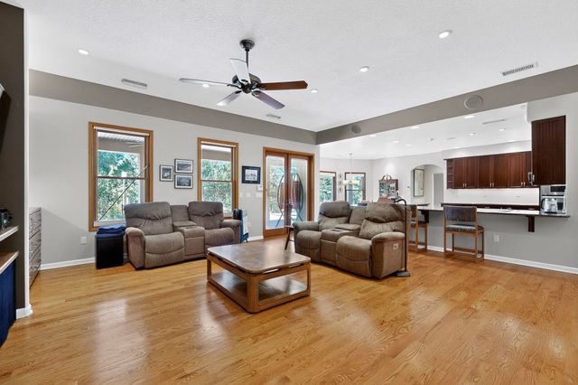 33 Western Trail, Tijeras, NM 87059