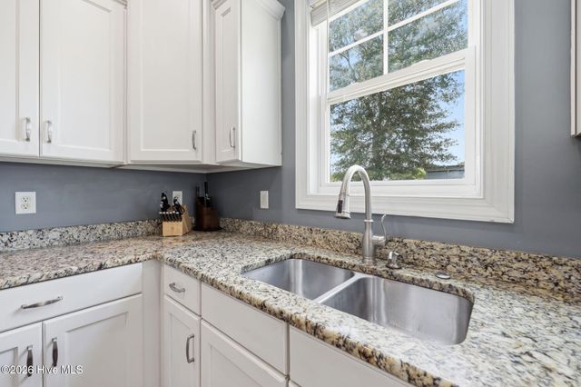 91 W Conolly Court, Hampstead, NC 28443
