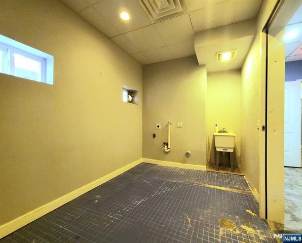 537 Kearny Avenue, Kearny, NJ 07032