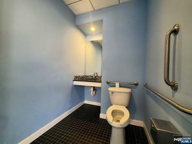 537 Kearny Avenue, Kearny, NJ 07032