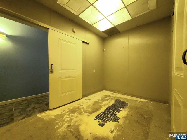 537 Kearny Avenue, Kearny, NJ 07032