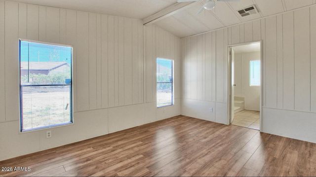39805 N NEW RIVER Road, Phoenix, AZ 85086