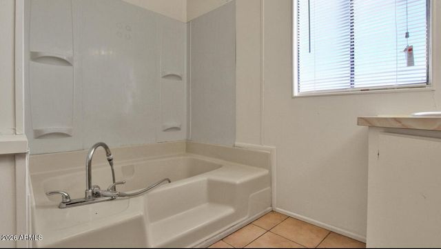 39805 N NEW RIVER Road, Phoenix, AZ 85086