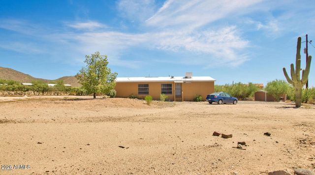 39805 N NEW RIVER Road, Phoenix, AZ 85086