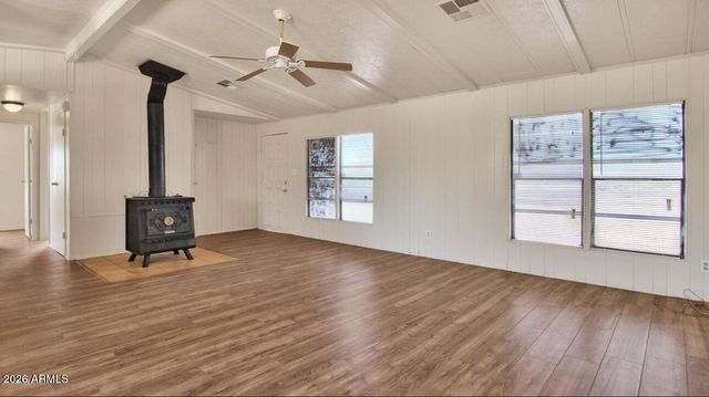 39805 N NEW RIVER Road, Phoenix, AZ 85086