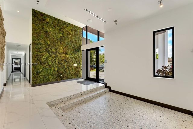 15315 SW 84th Avenue, Palmetto Bay, FL 33157