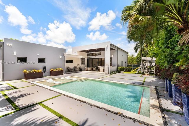 15315 SW 84th Avenue, Palmetto Bay, FL 33157
