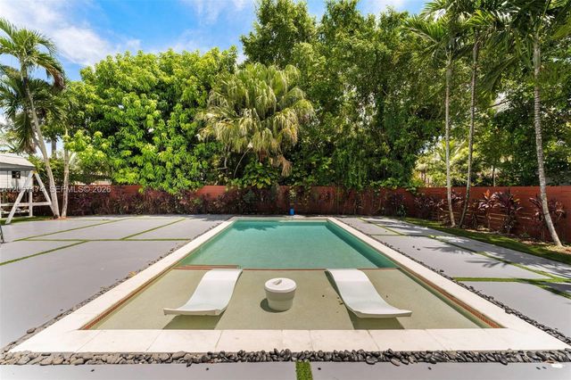 15315 SW 84th Avenue, Palmetto Bay, FL 33157