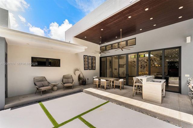 15315 SW 84th Avenue, Palmetto Bay, FL 33157
