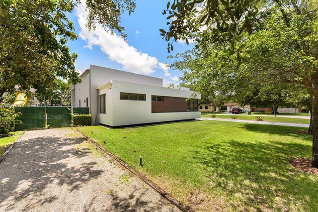 15315 SW 84th Avenue, Palmetto Bay, FL 33157