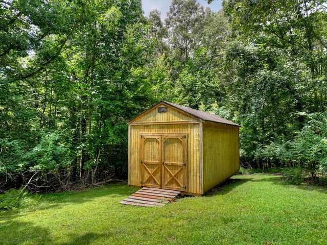 226 Bailey Farm Drive, Mineral Bluff, GA 30559