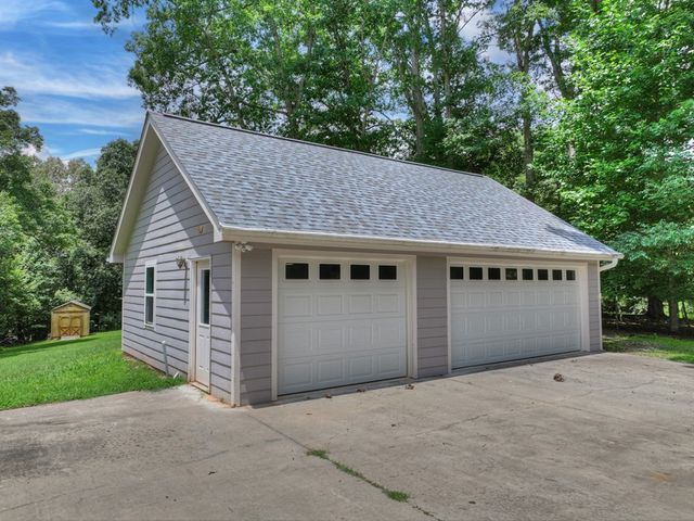 226 Bailey Farm Drive, Mineral Bluff, GA 30559